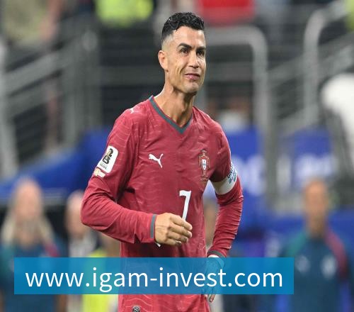 ESPN记者：皇马为琼阿梅尼标价9000万欧，今夏或出售他；邮报：曼联未来数月可能会和B费进行新合同谈判